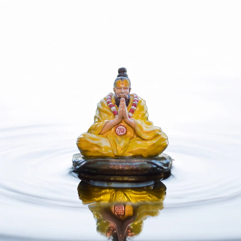 Premanand Ji Maharaj Idol(BUY 1 GET 1 FREE)